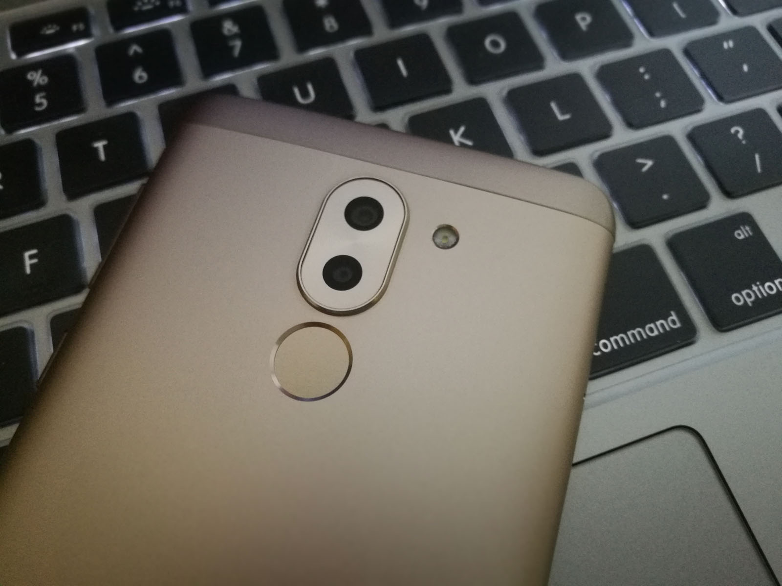 荣耀6x玩吃鸡怎么样,荣耀6x玩cf手游怎么样