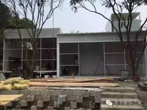 不要爱马仕不要LV,90后情侣花6万块造了个300㎡的大房子