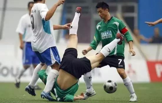 踢球的男生一定要珍惜,好好踢球好好珍惜他