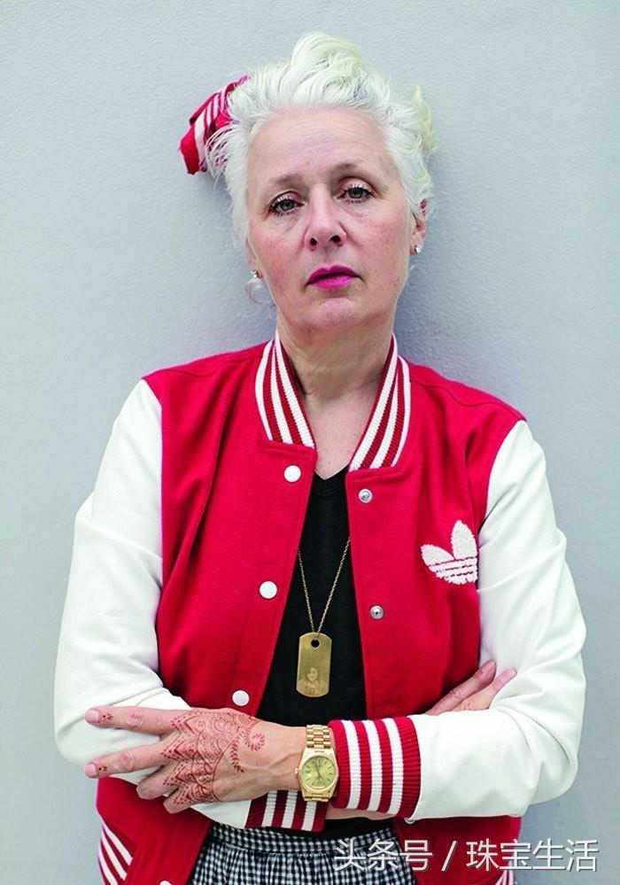 请不要用玻尿酸陪伴你年老的岁月,要用就用珠宝!