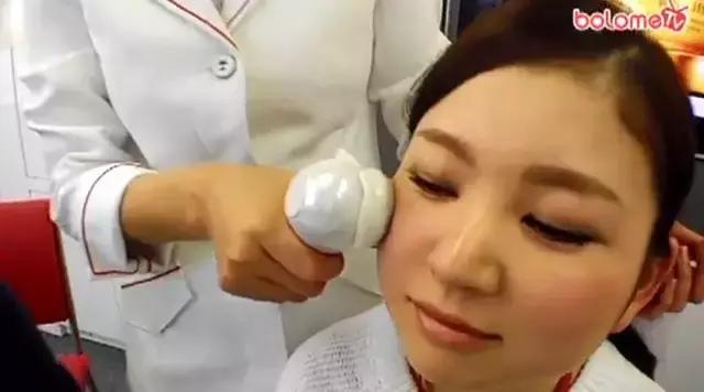 杨幂素颜秒杀沈梦辰 (杨幂沈梦辰卸妆)