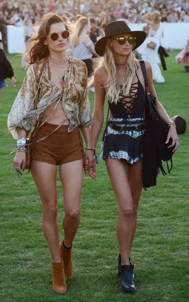 新款时髦2022年短靴子,今年时髦的短靴你想好怎么搭了么