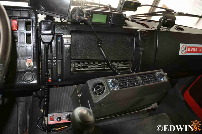 奔驰国产大卡车,奔驰卡车和国产卡车