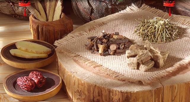 大牌香水浓香与淡香差距,大牌香水闻起来很贵