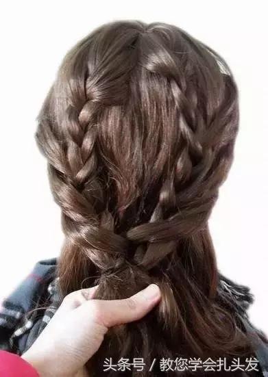 大蝴蝶结头饰发型小清新,蝴蝶结头饰搭配什么发型好看短发