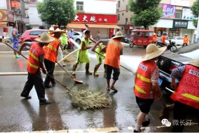 关爱环卫工人公益活动图片,关爱环卫工人暖冬在行动