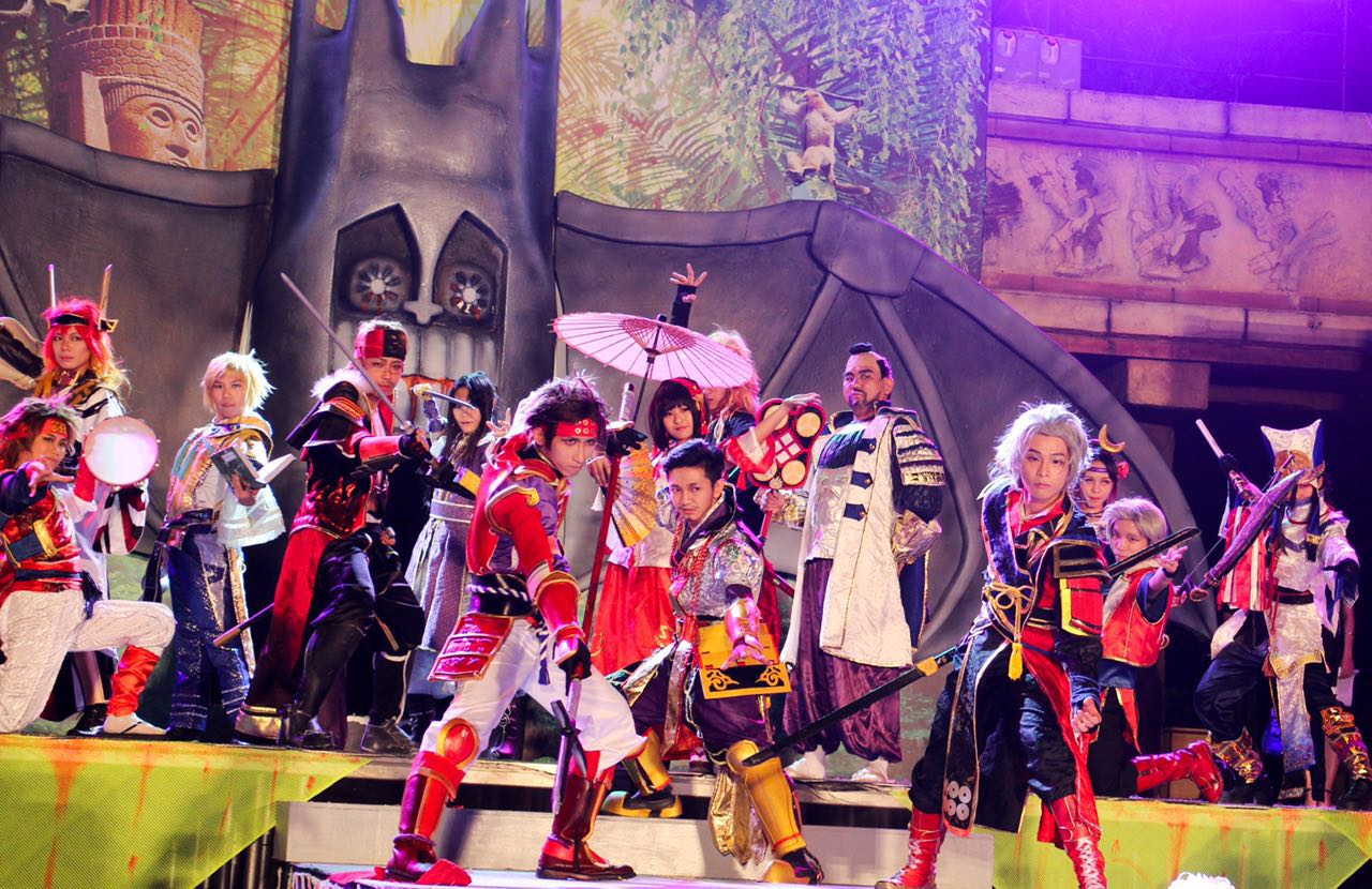 大触！欢乐谷万圣节遇上异次元动漫祭，次元壁还能存在吗？