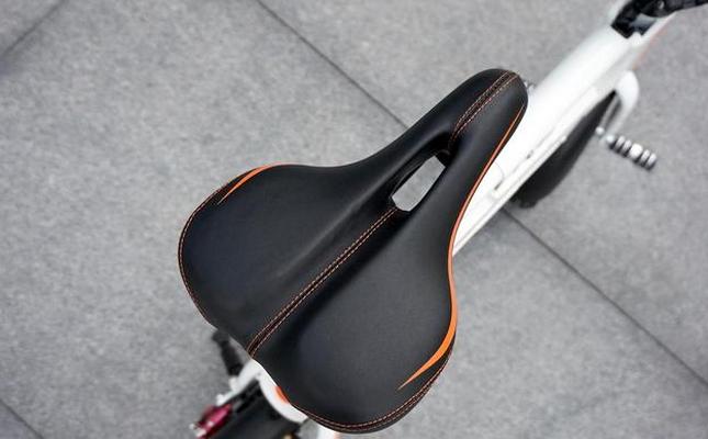 乐行天下p1跟p2有什么区别么,乐行天下p1s有电不走