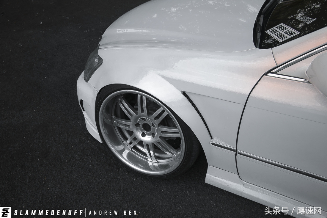 06款皇冠老改新,06款皇冠低趴姿态