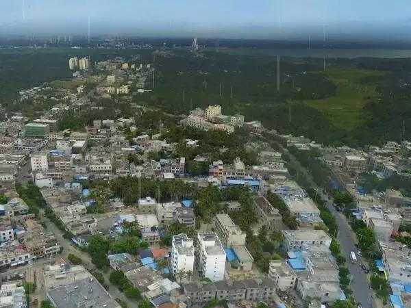 站在上帝视角看人,站在上帝的视角看自己