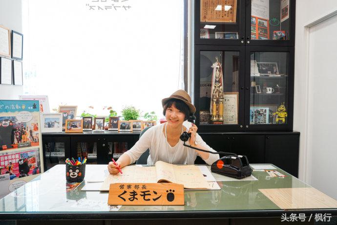 酷ma萌陪伴机器人熊本熊,酷ma萌和熊本熊