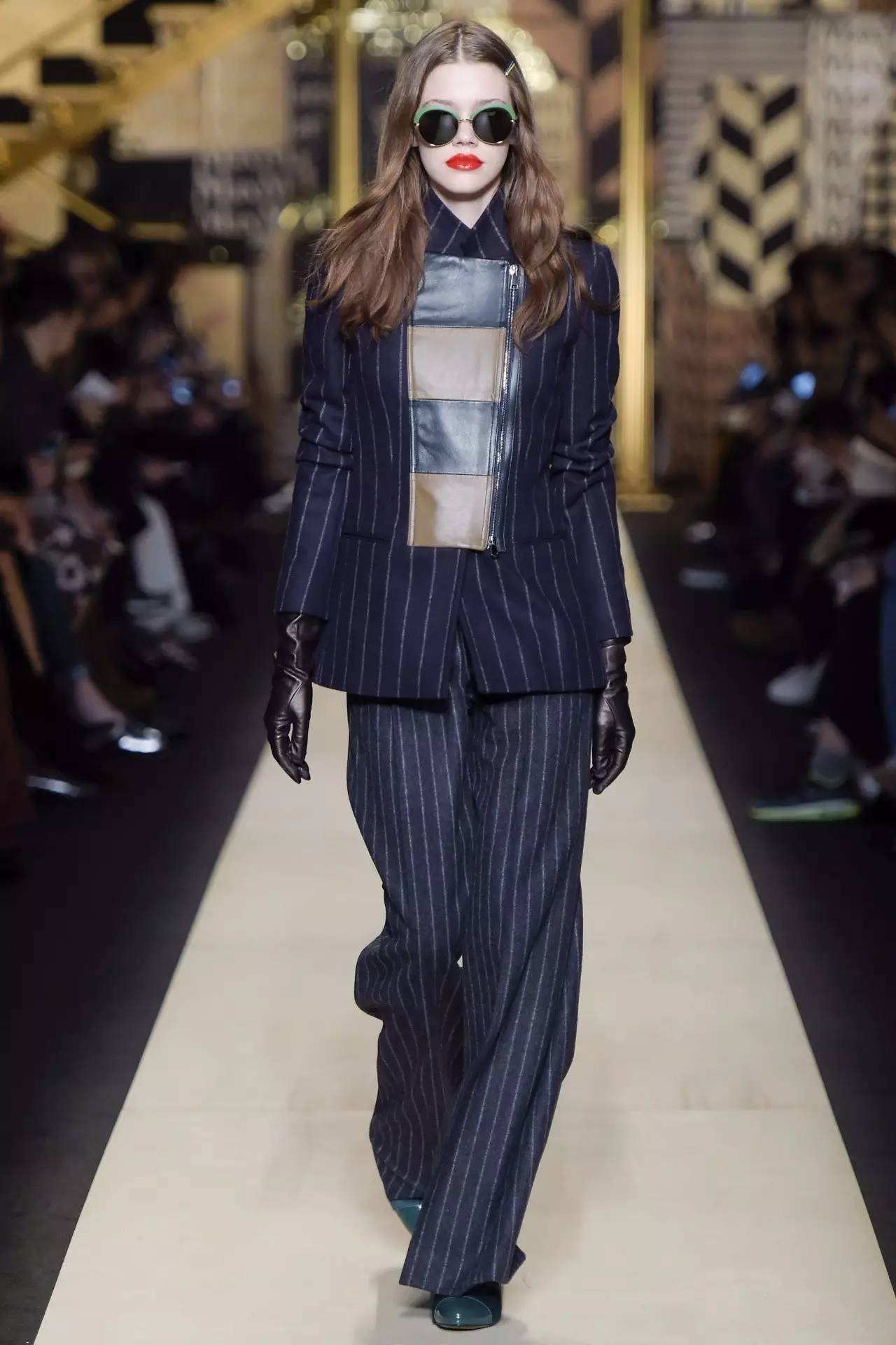 你妈做梦也没想到,你居然会被一个女人掰弯!