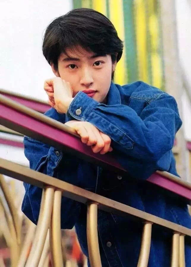 你妈做梦也没想到,你居然会被一个女人掰弯!