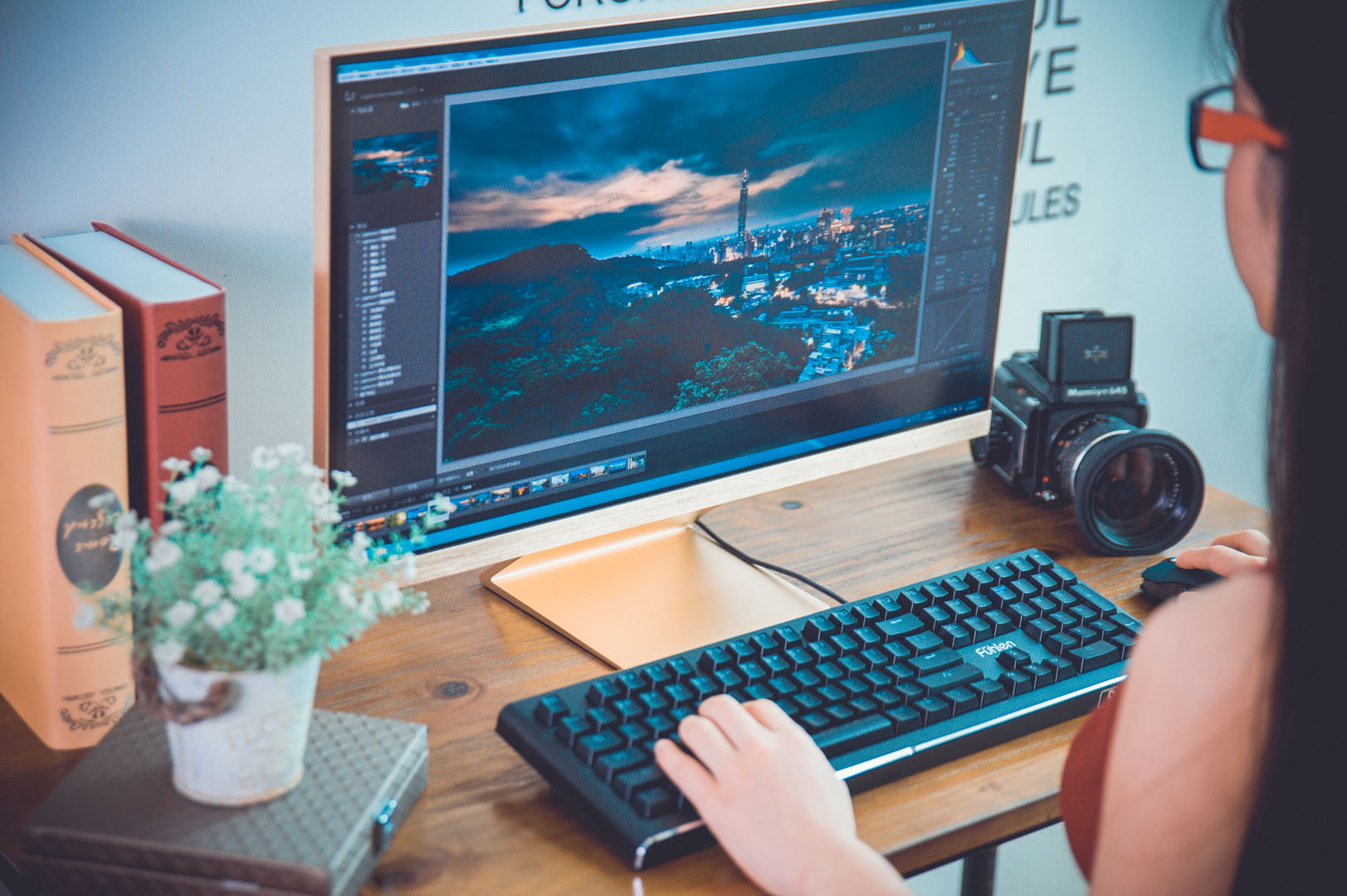 美女摄影师真情告白，显示器的选择是如此重要