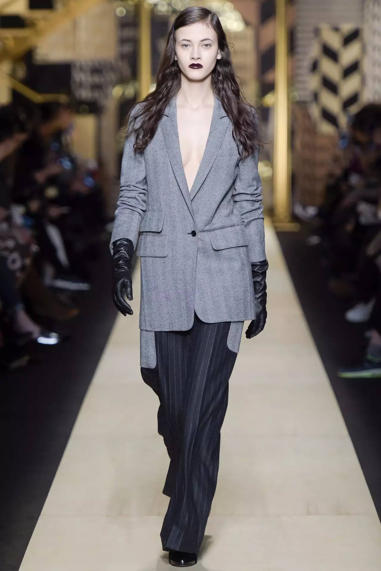 你妈做梦也没想到,你居然会被一个女人掰弯!