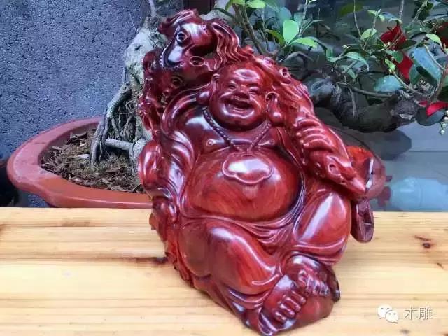 带星星的手串都是什么材质,小叶紫檀带星星是真的吗