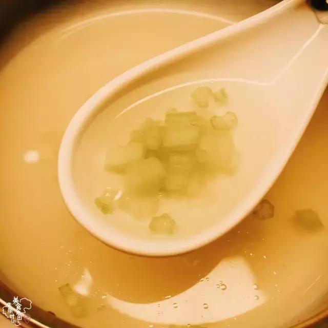 一年3家店！这家火爆的潮牛又来占领岳阳街啦！