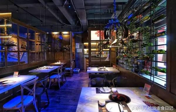 这家店的小龙虾百吃不厌,小龙虾选十三香还是油焖