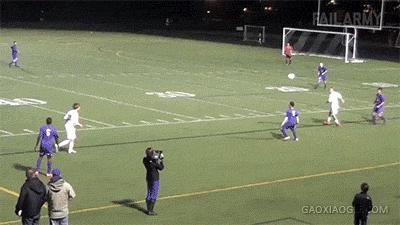 疯狂足球搞笑足球集锦,足球超级大失误视频集锦