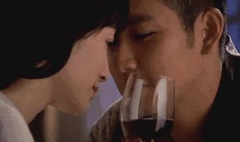 男生这三个行为最让女生着迷,女生的哪些行为最容易让男生沦陷