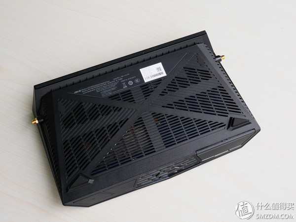 华硕路由器ac86u测评对比ac88u,华硕rt-ac88u路由器