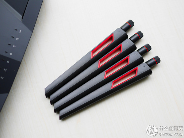 华硕路由器ac86u测评对比ac88u,华硕rt-ac88u路由器