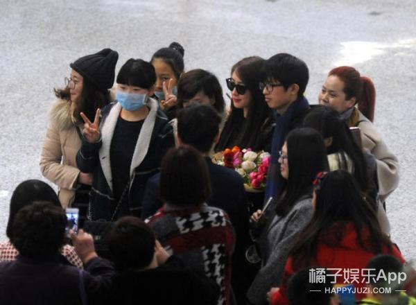 香水怎么用才能使香味持久,香水怎么用在房间里