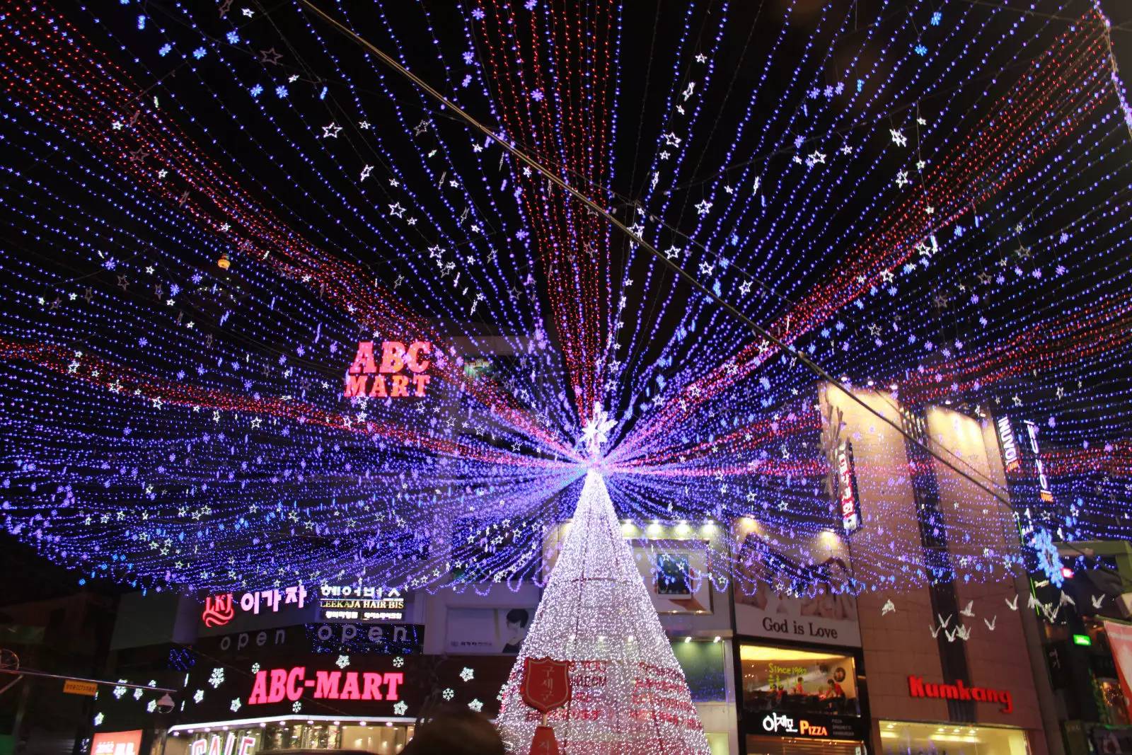 2022海洋量子号中国航线,来自未来的氢动力超级游艇