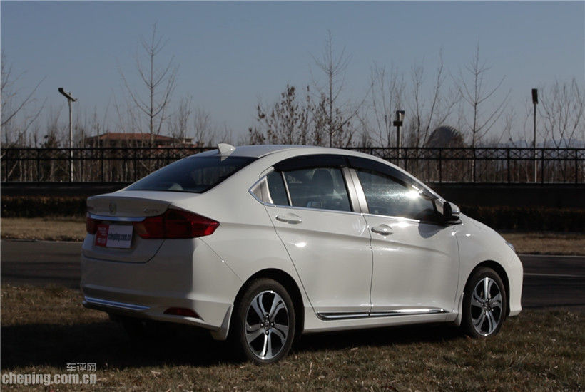 师出同门之争,师出同门却各有高招