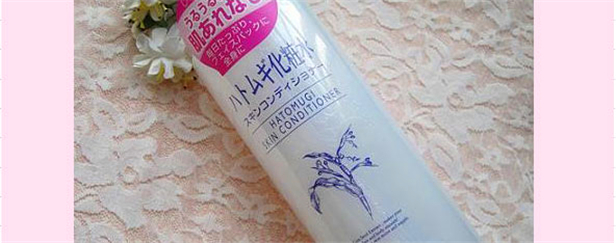 适合干敏皮湿敷的化妆水推荐,一喷就提拉脸部的化妆水