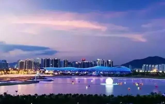 上海地铁79号线列车图,地铁18号线最新时间表