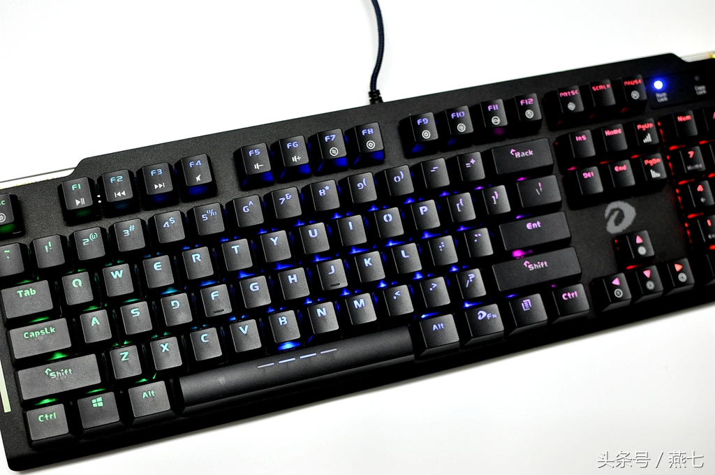 达尔优ek815键盘评测,达尔优ek815机械键盘测评