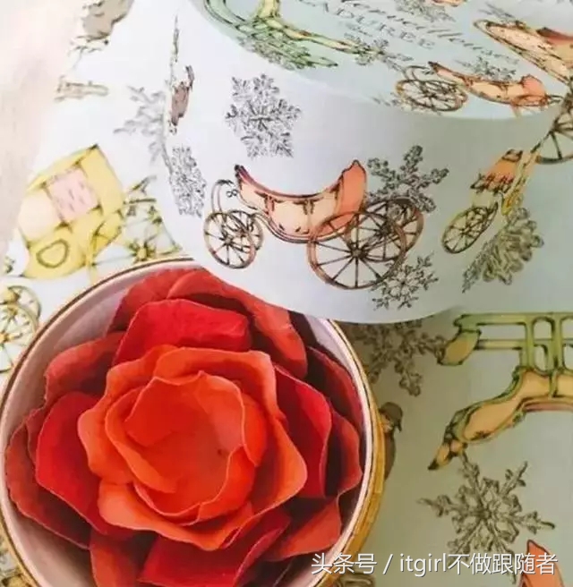 ysl圣诞限量套24件2020,圣诞ysl限量金箔