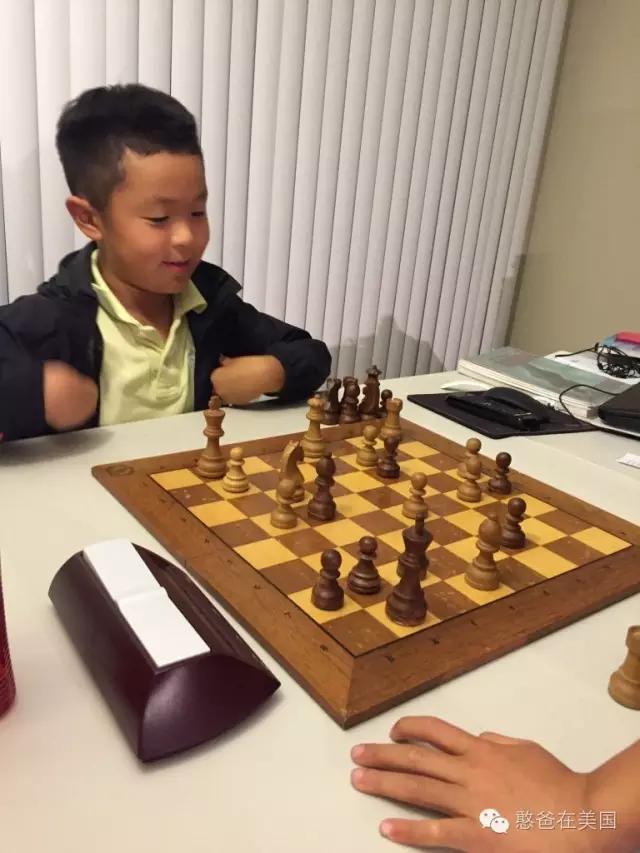 4岁小孩学什么下棋好,6岁儿童学下棋选什么棋