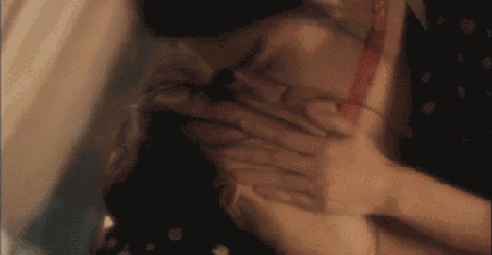 你妈做梦也没想到,你居然会被一个女人掰弯!