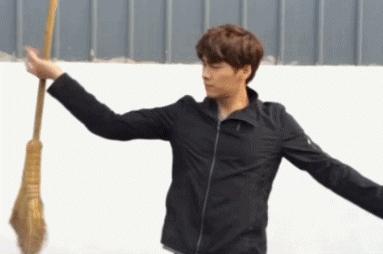 李易峰齐刘海,李易峰反差