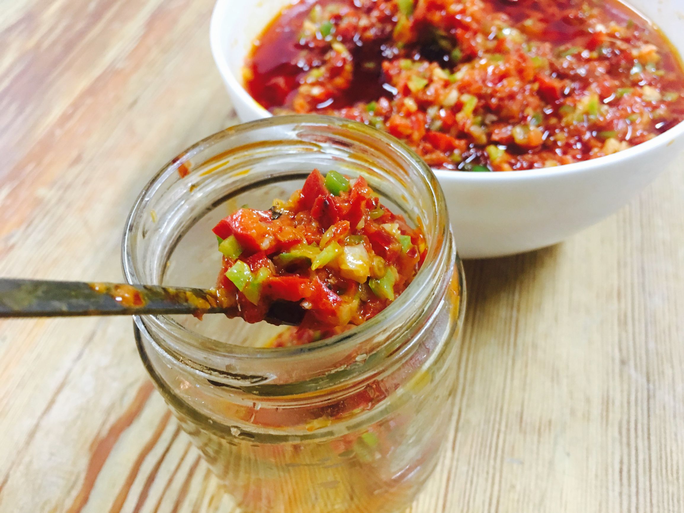 辣椒酱自己做，好吃美味不求人，绝对独家一般地儿买不到！