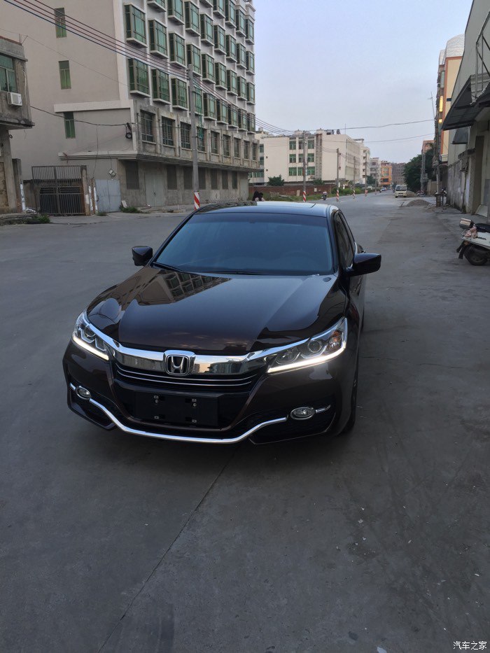 本田雅阁2.0精英版提车,雅阁琥珀金