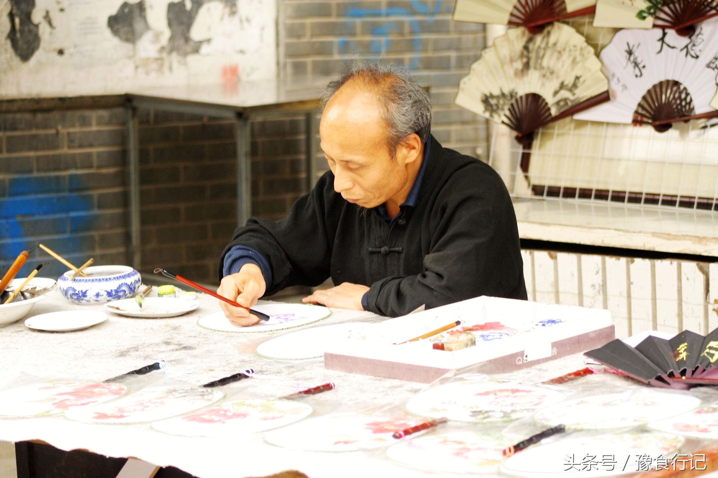 洛阳本地人必去的地方,洛阳丽景门和十字老街