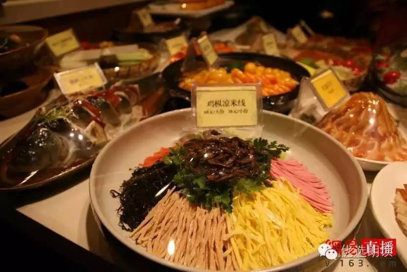 舌尖上的云南第二期:毛主席都夸赞的汽锅鸡是这样做出来的