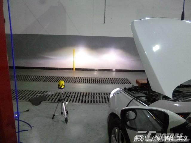 索纳塔八代灯光改装视频,九代北京现代索纳塔夜晚灯光效果