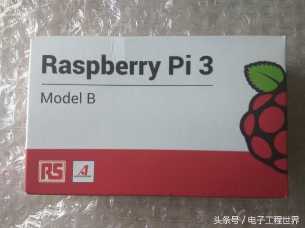 一起玩树莓派3+迟来的Pi3开箱评测