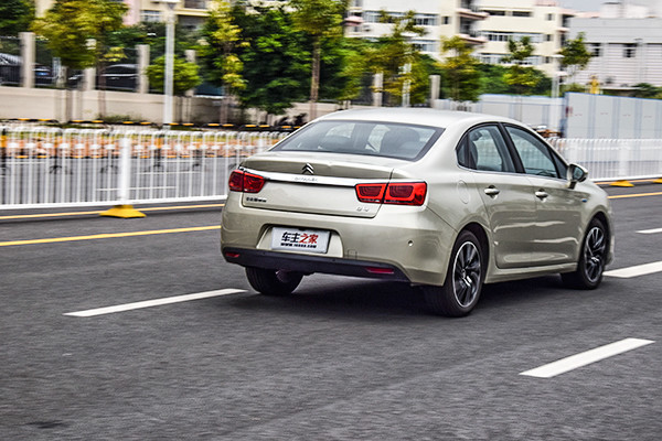 雪铁龙c4世嘉1.6l手动测评,雪铁龙c4世嘉1.6t测评