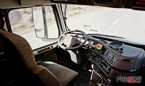 一不小心叫来辆大挂！优步要改跑货运了