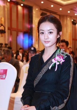 明明可以靠脸吃饭而你却靠嘴捂脸,明明可以靠脸吃饭却不能靠脸