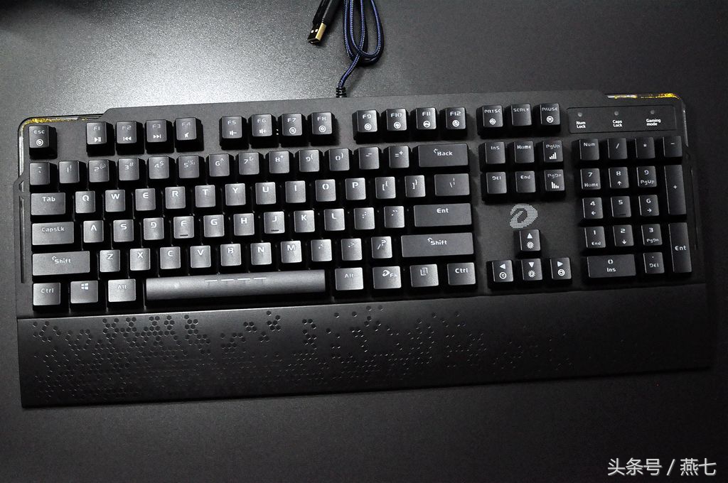 达尔优ek815键盘评测,达尔优ek815机械键盘测评