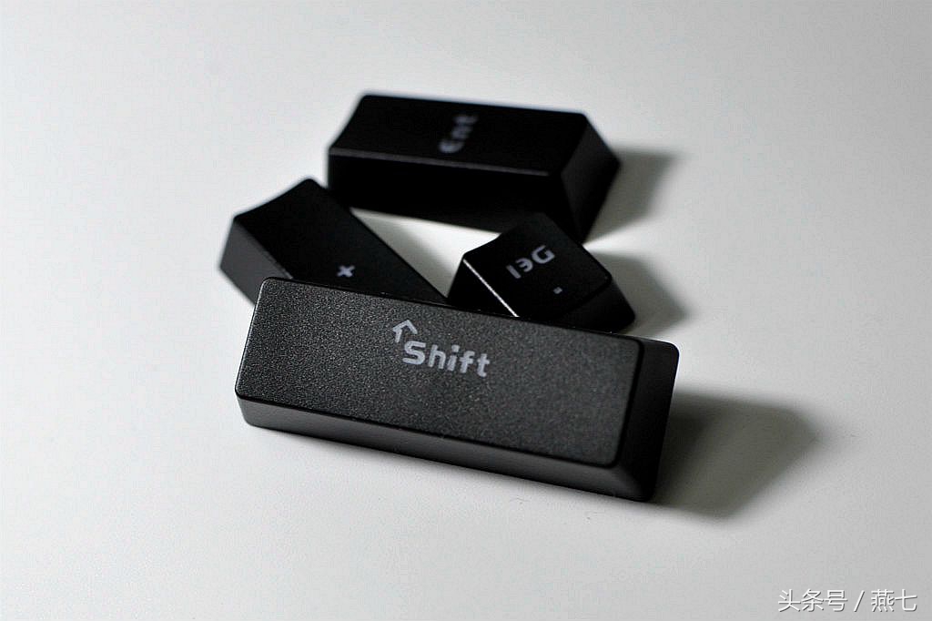 达尔优ek815键盘评测,达尔优ek815机械键盘测评