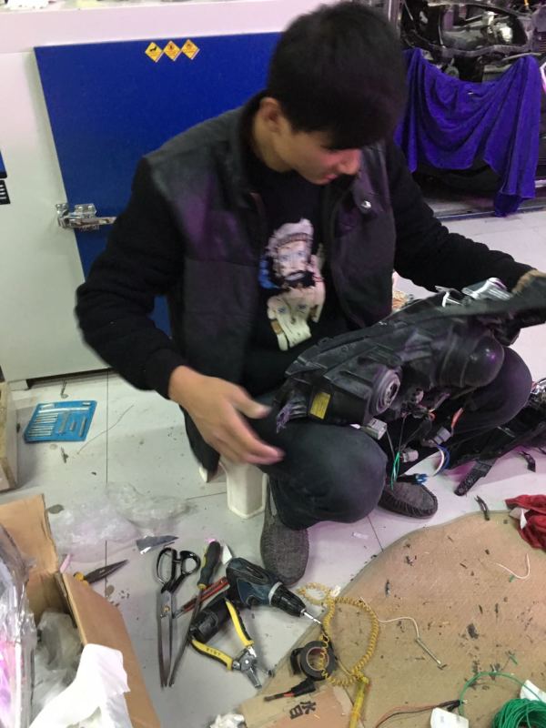 斯巴鲁xv改雾灯详细教程,斯巴鲁xv改军绿色