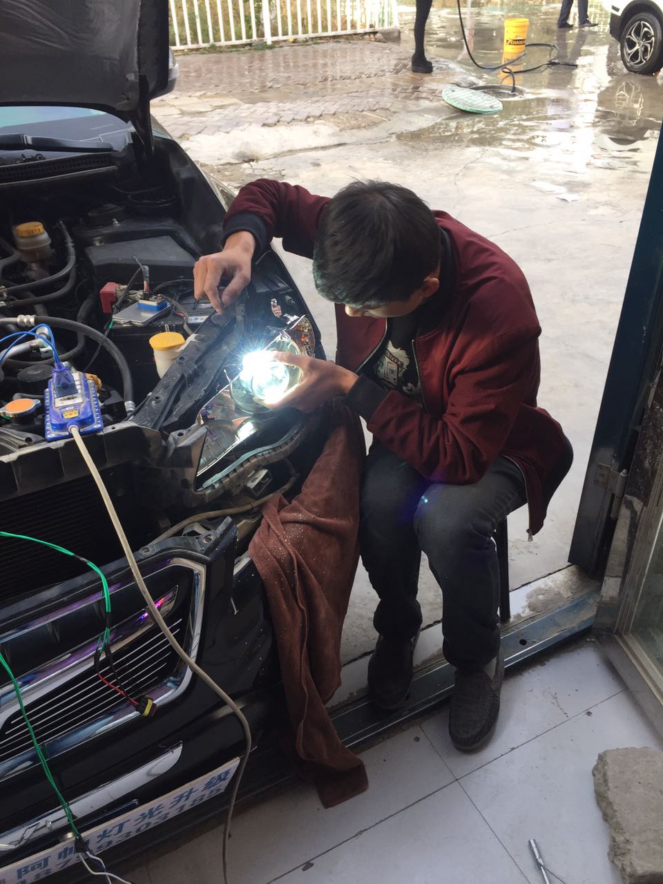 斯巴鲁xv改雾灯详细教程,斯巴鲁xv改军绿色