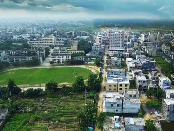 站在上帝视角看人,站在上帝的视角看自己